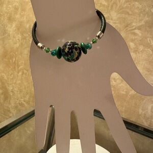 Elegant Genuine Murano Italian Green and Black Beaded Bracelet